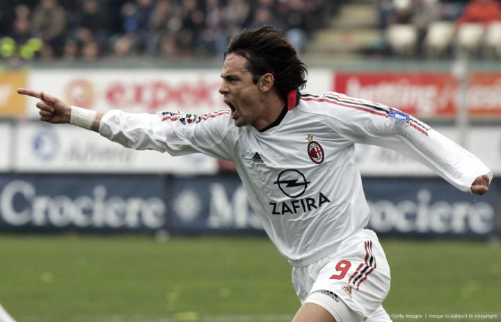 AC米兰队奋力一搏,力挫强敌,绝杀取胜 AC米兰队奋力一搏,力挫强敌,绝杀取胜