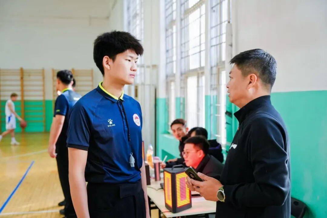 竞技风采：每一个球员都是赛场上闪耀的明星