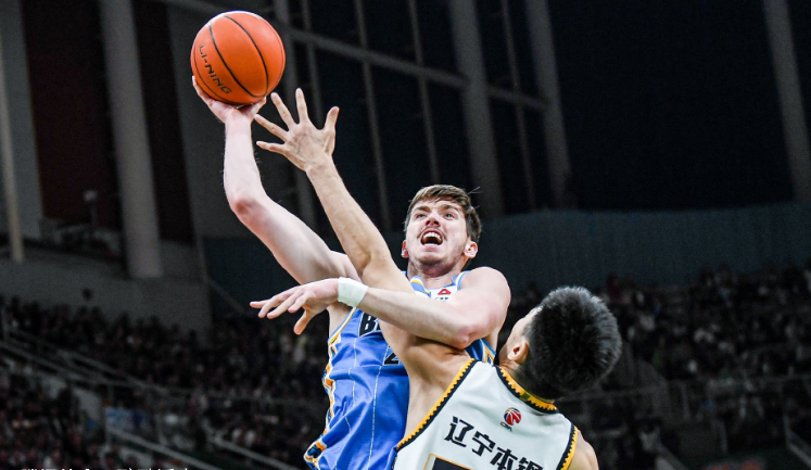 IM体育平台-吉林队逆转爵士，武切维奇关键制胜