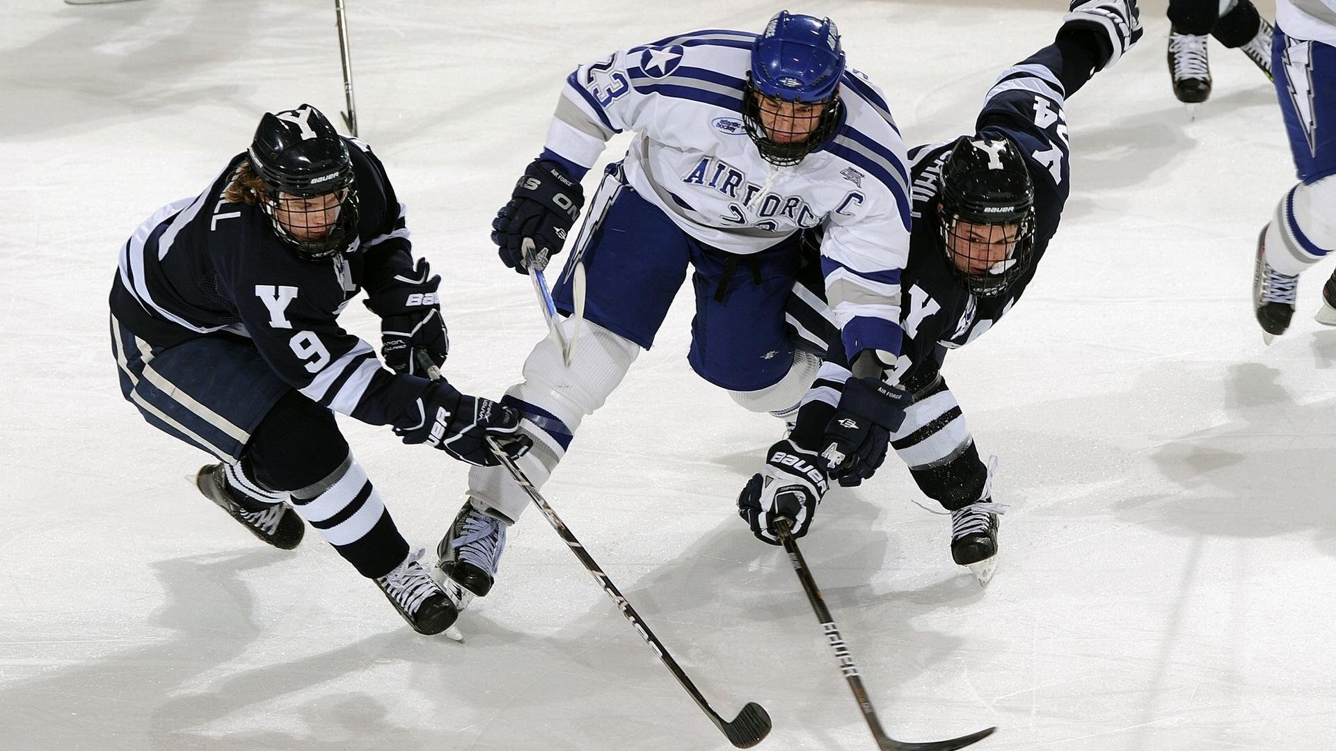 IM Sport-阿什拉夫攻防统治梦剧场，土耳其资本入主开启曼联新时代